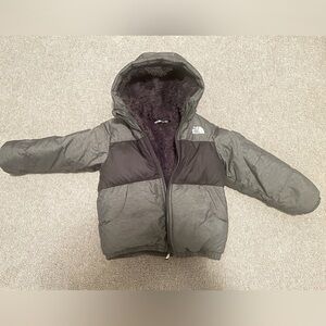 The North Face Toddler puffer - size 3T